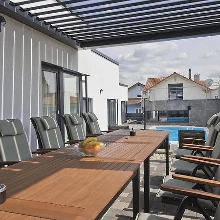 Appartement Lacov Dom *