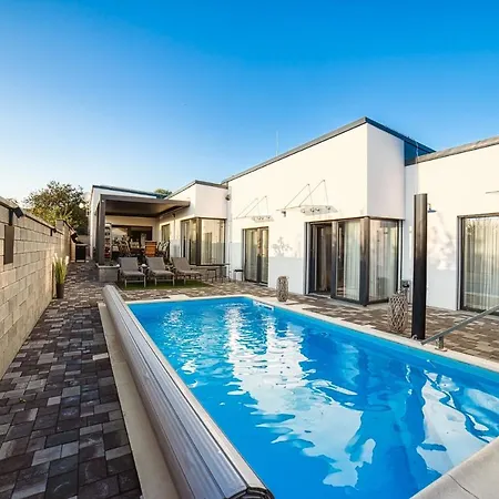 Lacov Dom Apartamento Klcov