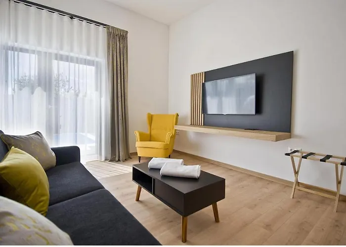 Lacov Dom Daire Klcov